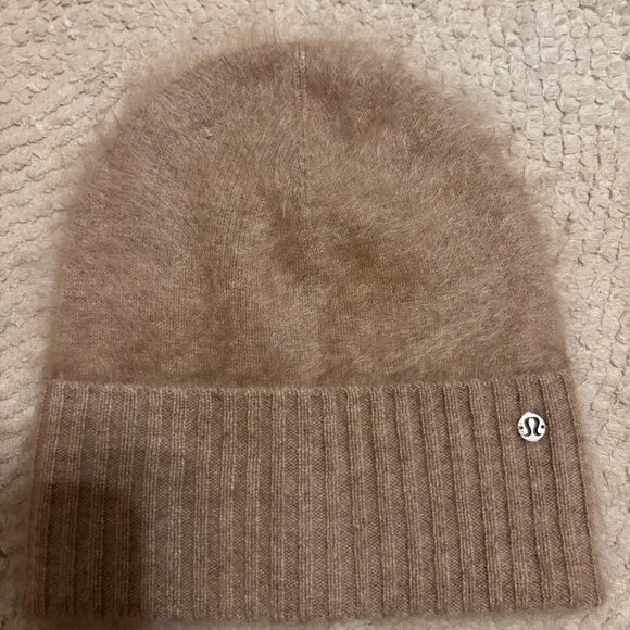 Fuzzy Cashmere Beanie main image 5